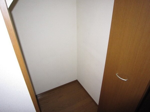 デルフィ参番館の物件内観写真